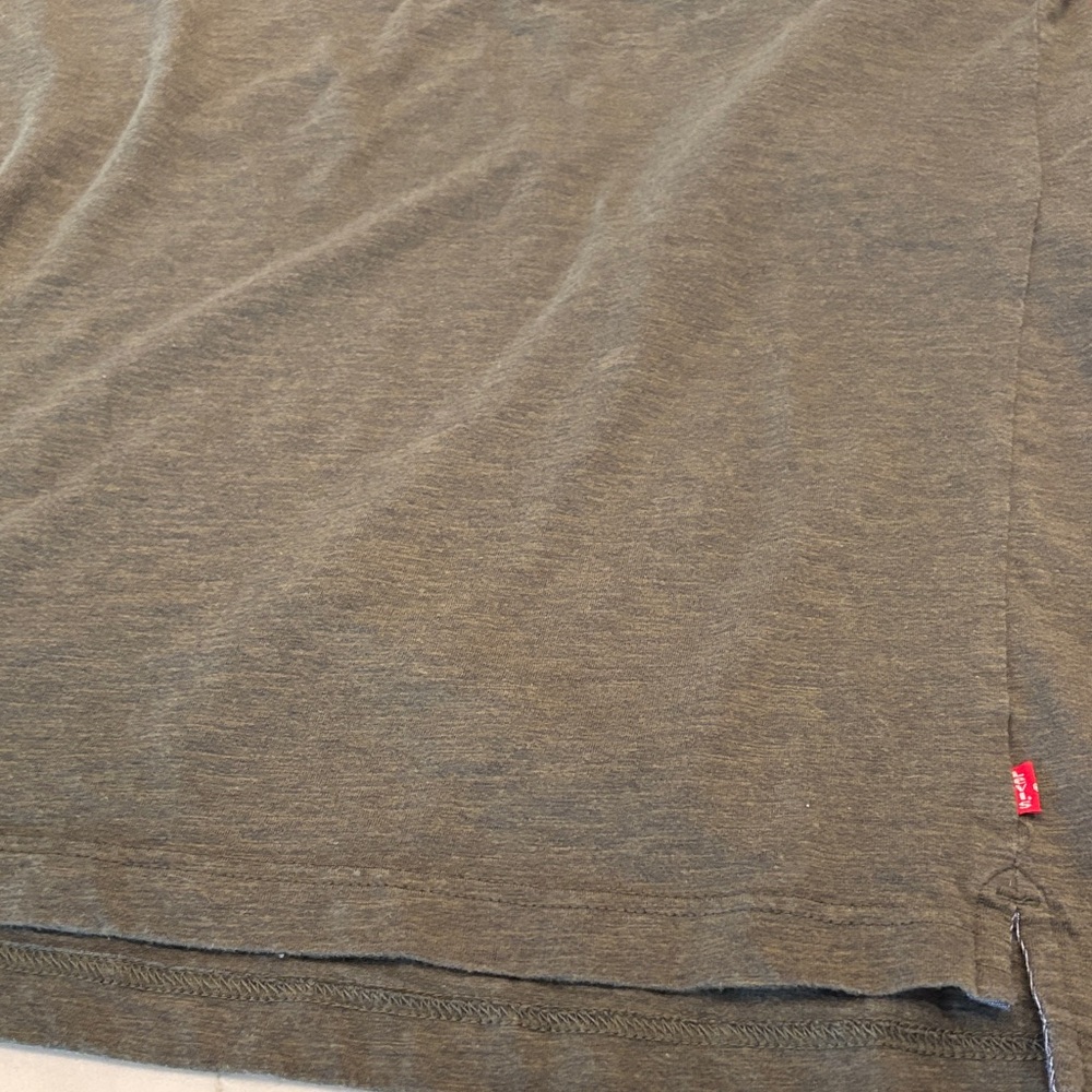 Marmot and Levi Men's Olive and Maroon Short Sleeve Tees - Picture 6 of 8